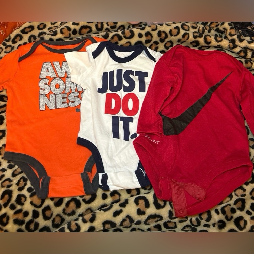 Nike 0-3 Month Onesie Bundle